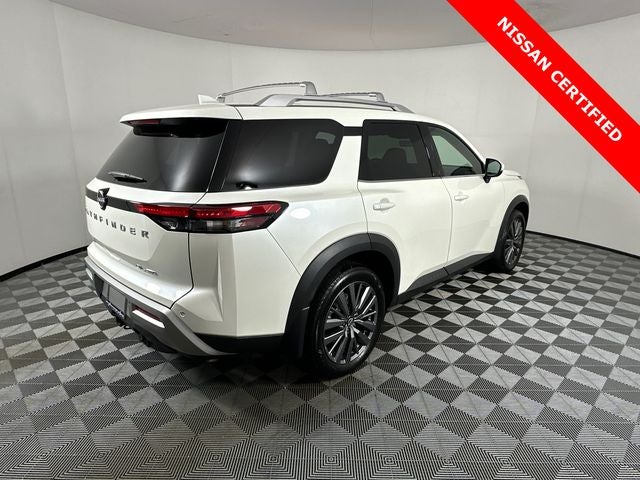 2024 Nissan Pathfinder SL Premium Package