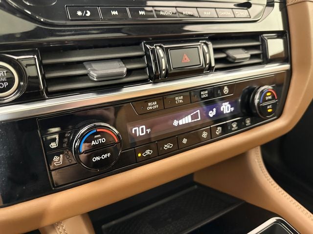 2023 Nissan Pathfinder Platinum Captain Chairs Package