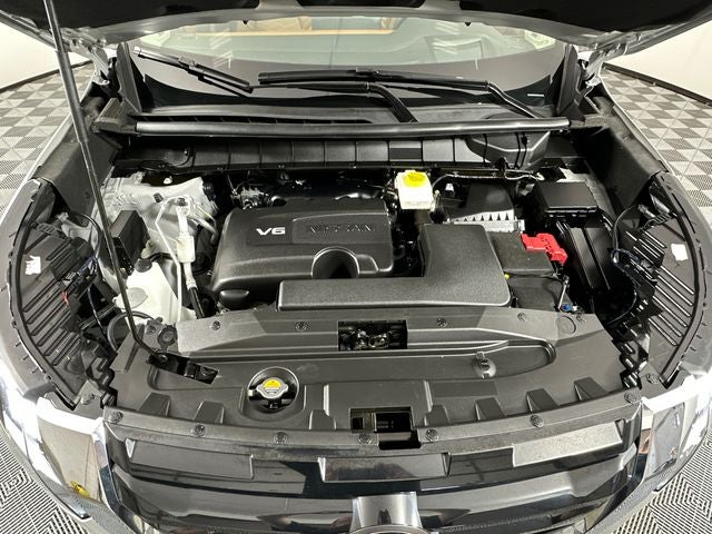 2023 Nissan Pathfinder Platinum Captain Chairs Package