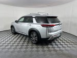 2023 Nissan Pathfinder Platinum Captain Chairs Package