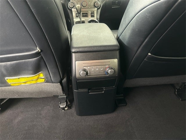 2011 Toyota Highlander SE