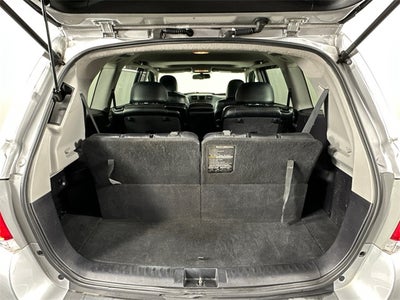 2011 Toyota Highlander SE