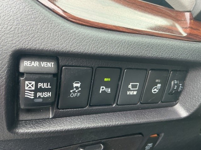 2018 Toyota Sienna Limited Premium 7 Passenger