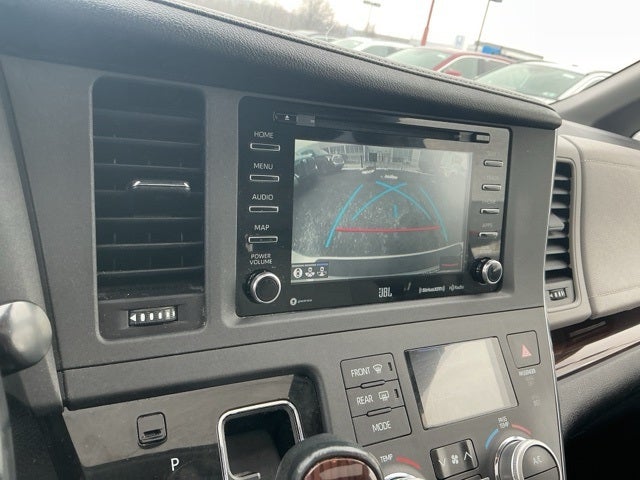 2018 Toyota Sienna Limited Premium 7 Passenger