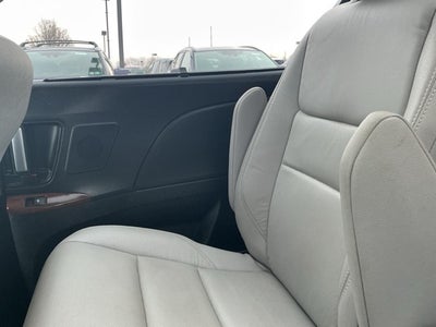 2018 Toyota Sienna Limited Premium 7 Passenger