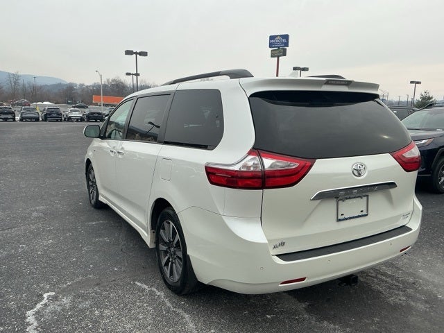 2018 Toyota Sienna Limited Premium 7 Passenger