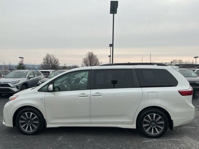 2018 Toyota Sienna Limited Premium 7 Passenger