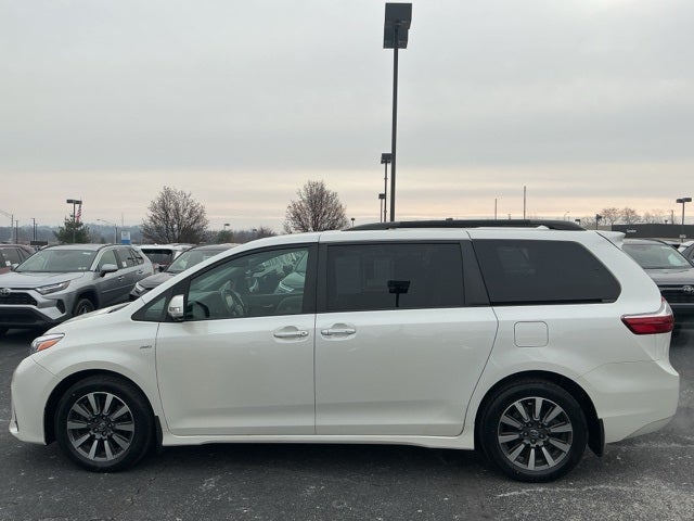 2018 Toyota Sienna Limited Premium 7 Passenger