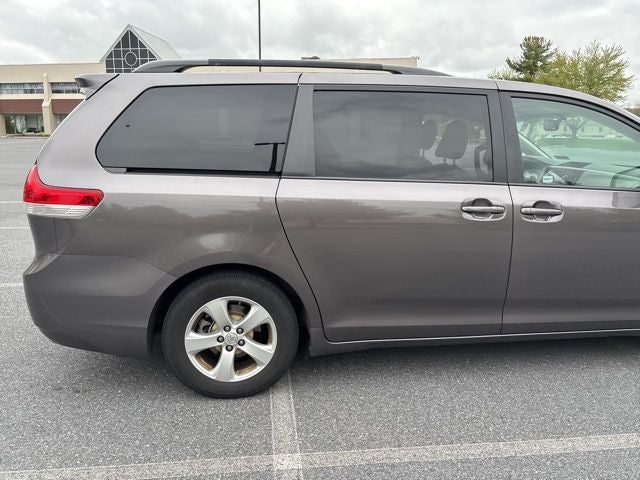 2014 Toyota Sienna LE