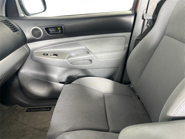 2005 Toyota Tacoma Base V6