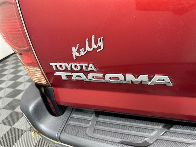 2005 Toyota Tacoma Base V6