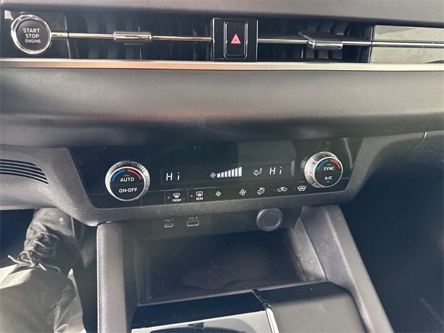 2022 Mitsubishi Outlander ES