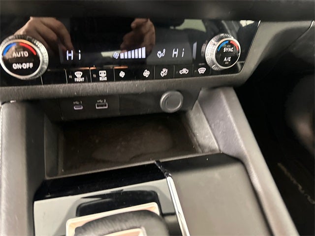 2022 Mitsubishi Outlander ES