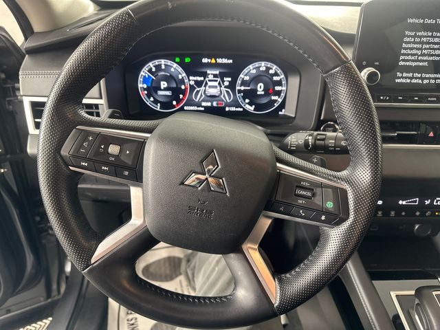 2022 Mitsubishi Outlander SE