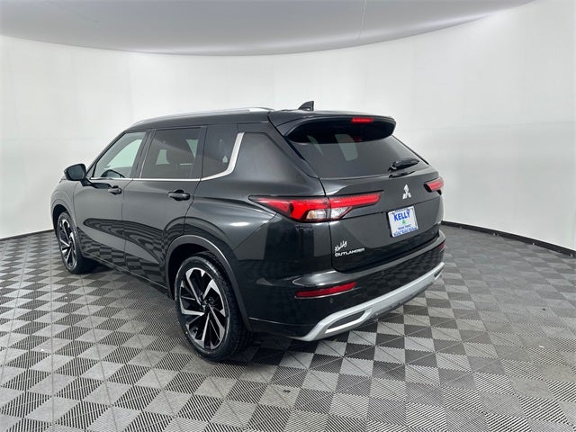 2022 Mitsubishi Outlander SEL