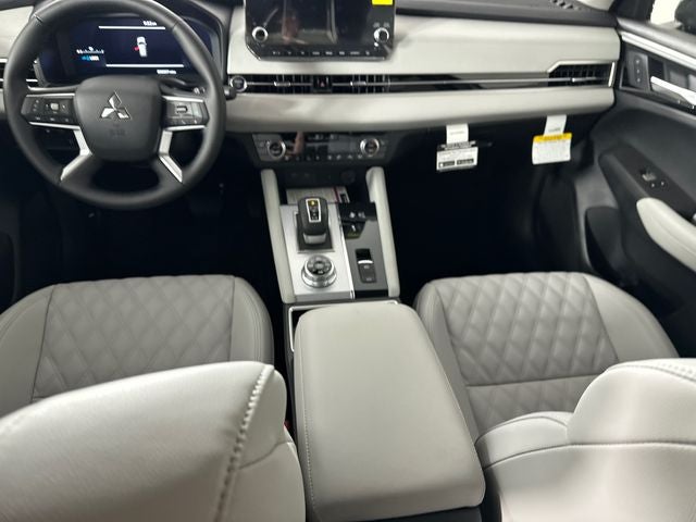 2025 Mitsubishi Outlander PHEV SEL