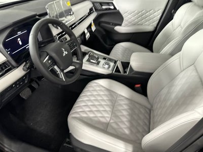 2025 Mitsubishi Outlander PHEV SEL
