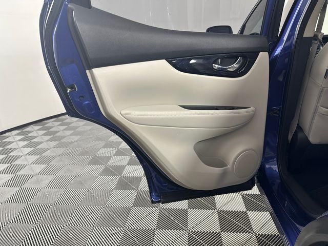 2022 Nissan Rogue Sport SL Premium Package
