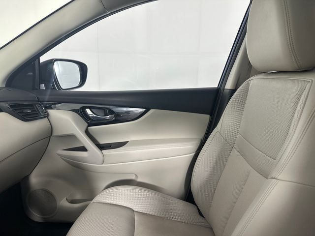 2022 Nissan Rogue Sport SL Premium Package
