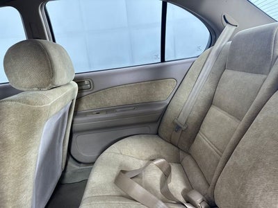 1998 Nissan Maxima Base