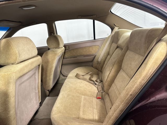 1998 Nissan Maxima Base