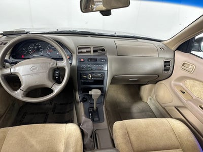 1998 Nissan Maxima Base