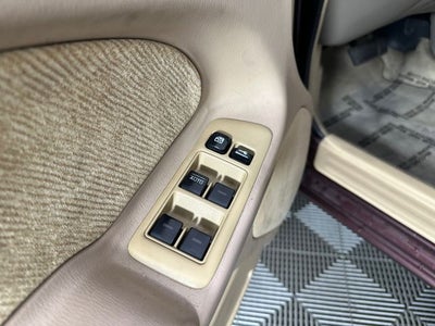 1998 Nissan Maxima Base