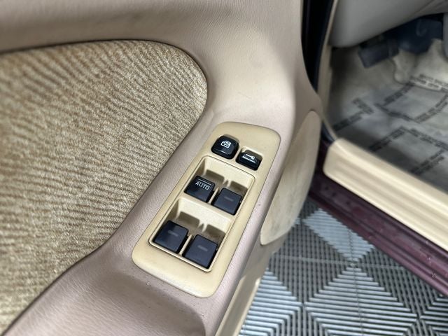 1998 Nissan Maxima Base