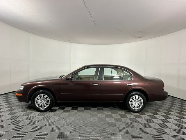 1998 Nissan Maxima Base