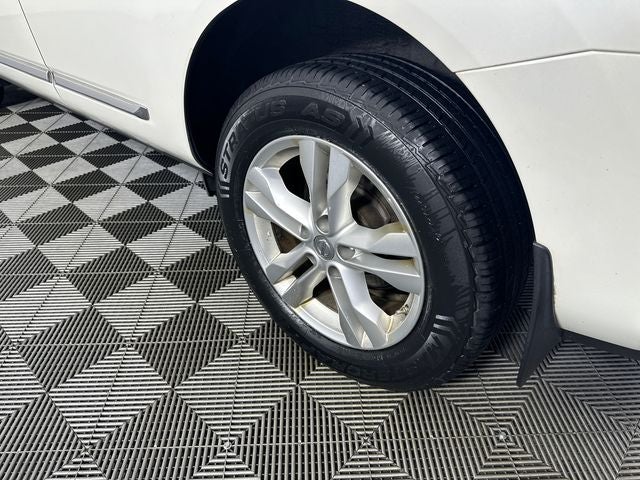2013 Nissan Rogue SV
