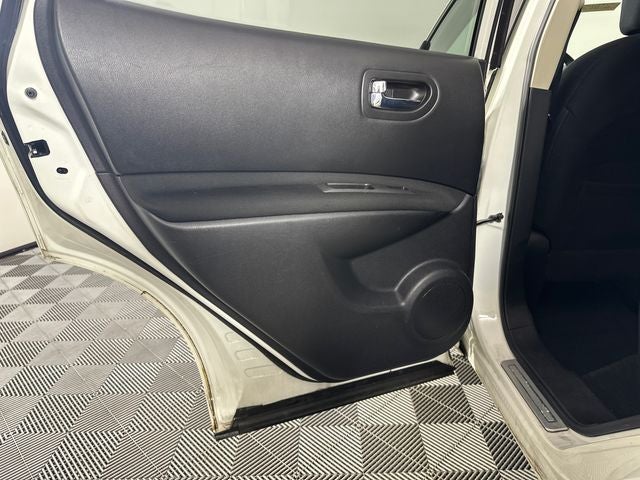 2013 Nissan Rogue SV