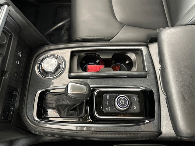 2024 Nissan Armada SV