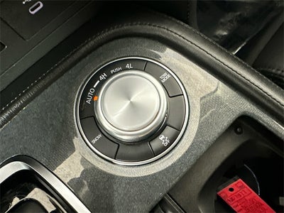 2024 Nissan Armada SV