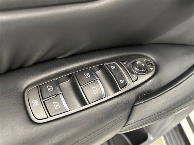 2022 Nissan Armada SV