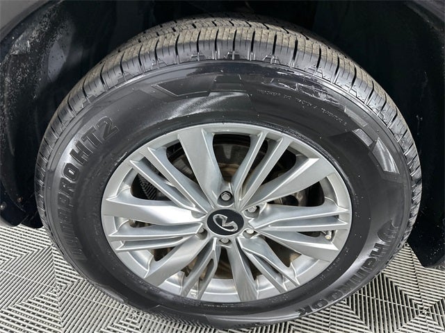 2018 INFINITI QX80 Base