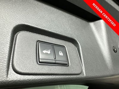 2023 Nissan Rogue SV Midnight Edition & Premium Package