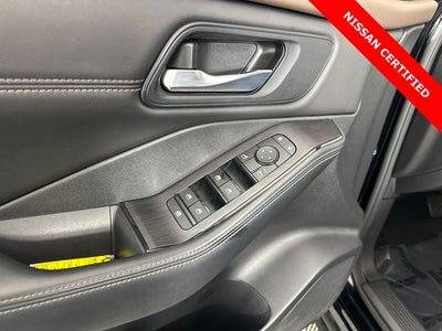 2023 Nissan Rogue SV Midnight Edition & Premium Package