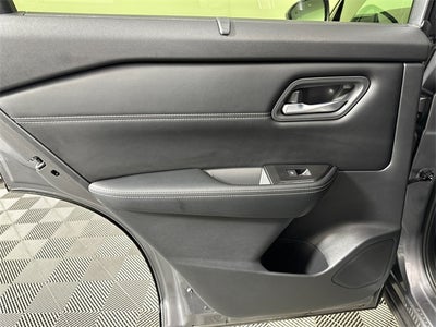 2025 Nissan Rogue SV Premium Package