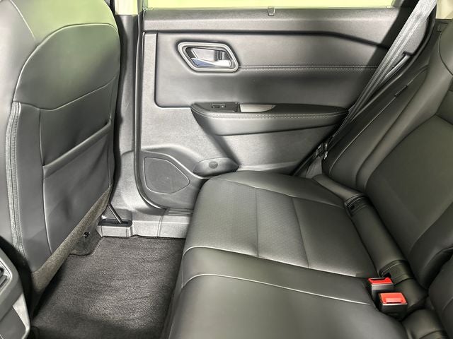 2025 Nissan Rogue SV Premium Package