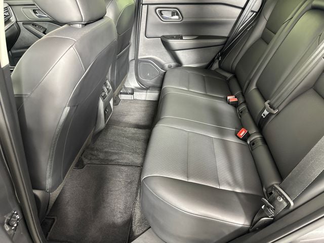 2025 Nissan Rogue SV Premium Package