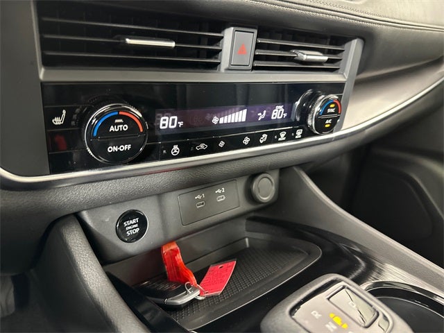 2025 Nissan Rogue SV Premium Package