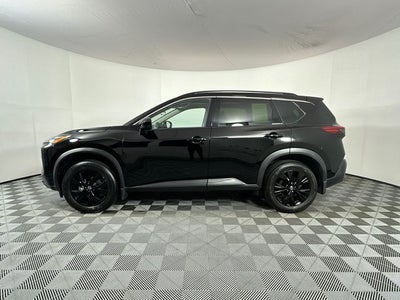2023 Nissan Rogue SV Midnight Edition & Premium Package
