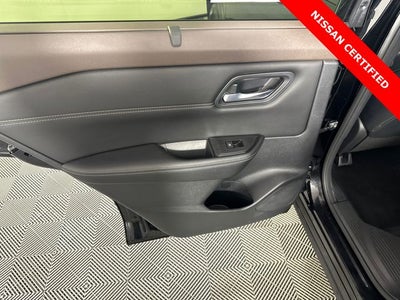 2023 Nissan Rogue SV Midnight Edition & Premium Package
