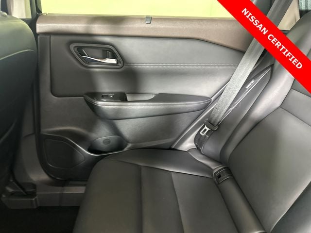 2023 Nissan Rogue SV Midnight Edition & Premium Package