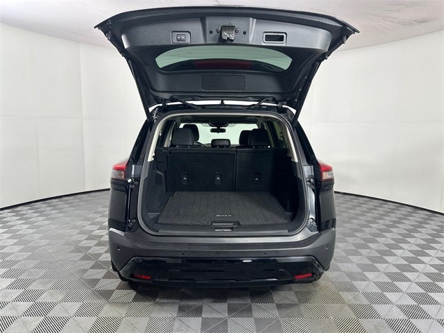 2023 Nissan Rogue SV Premium Package