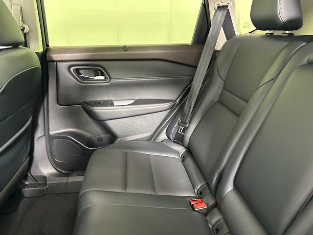 2023 Nissan Rogue SV Midnight Edition & Premium Package