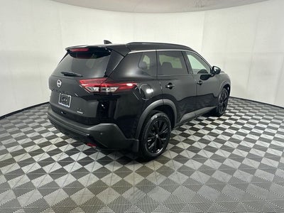 2023 Nissan Rogue SV Midnight Edition & Premium Package