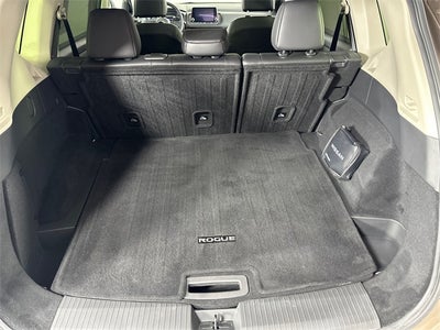 2024 Nissan Rogue SV Premium Package