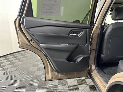 2024 Nissan Rogue SV Premium Package