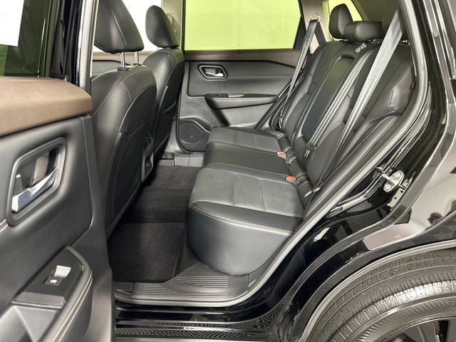 2023 Nissan Rogue SV Premium Package